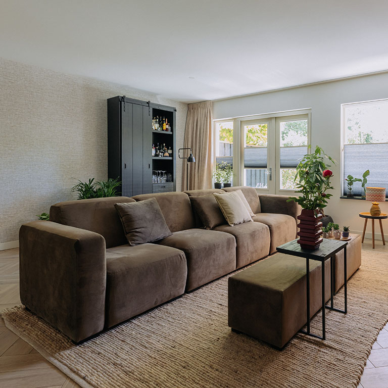 GTV AFL 38 UrbanSofa Pebble Sofa en fauteuil in Satin Liver Vierkant