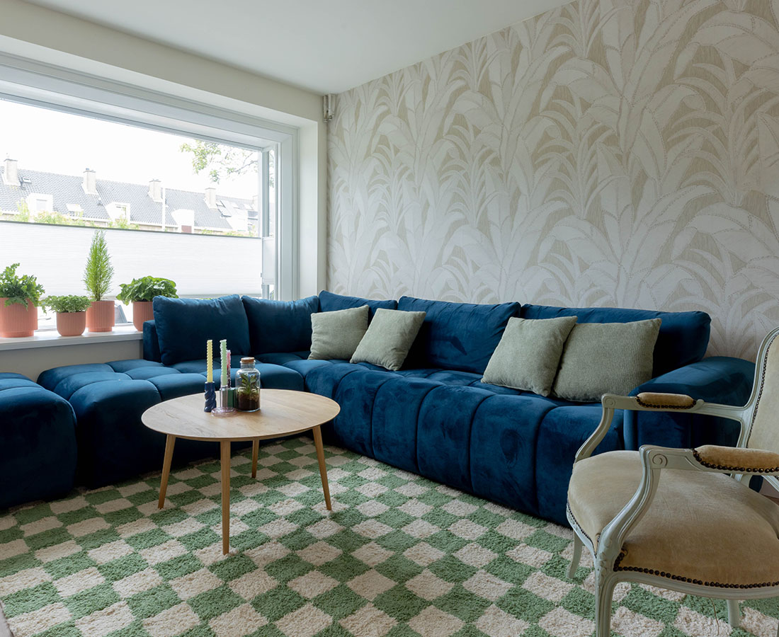 GTV AFL 4 UrbanSofa Liam Hoekbank Satin Royal Blue Home Slider