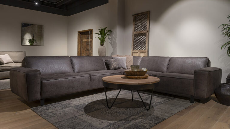 UrbanSofa-Colin-Hoekbank-Denver-Clay-Owen-Salontafel-Liggend