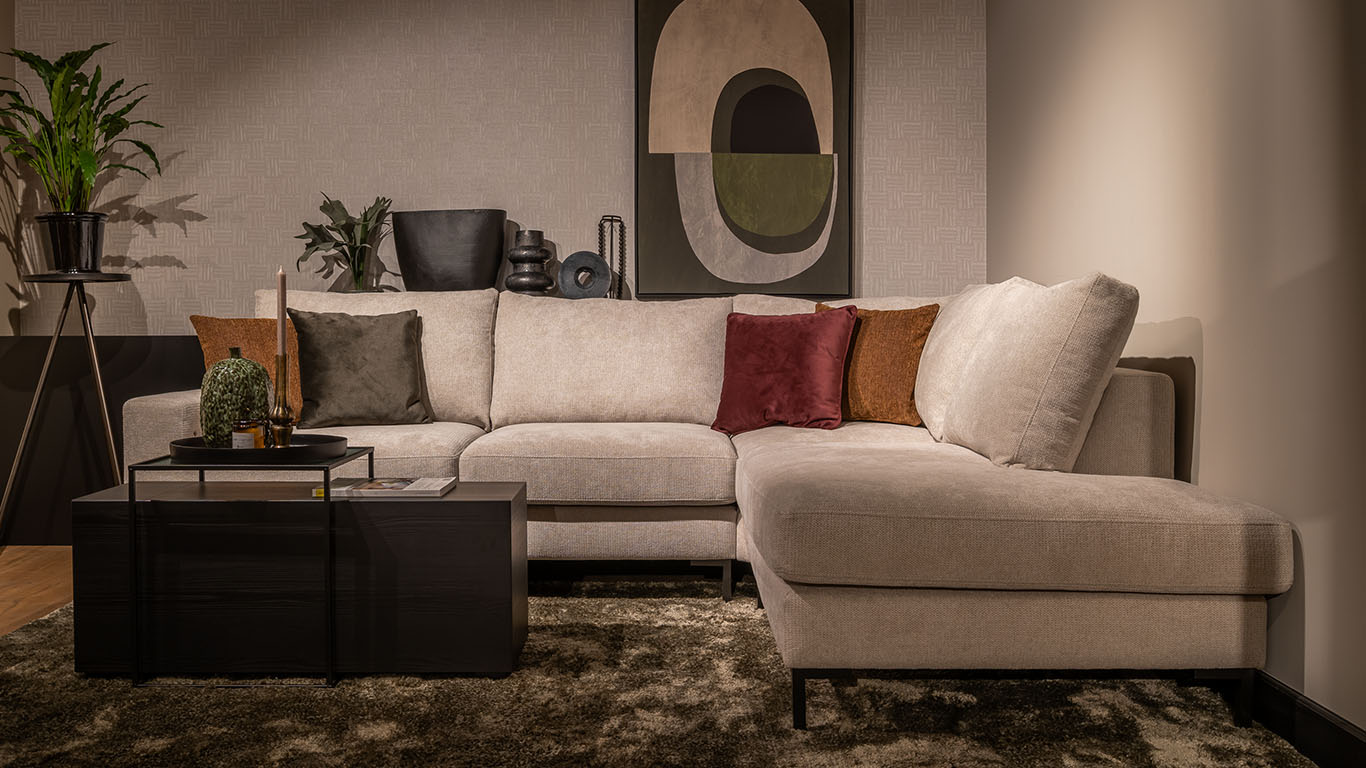 UrbanSofa Lausanne Hoekbank in Suave Nature met Carl Block Low 1