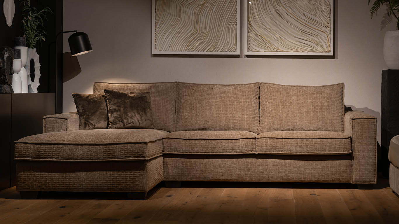 UrbanSofa Merano Casia Loungebank Soho Taupe Website