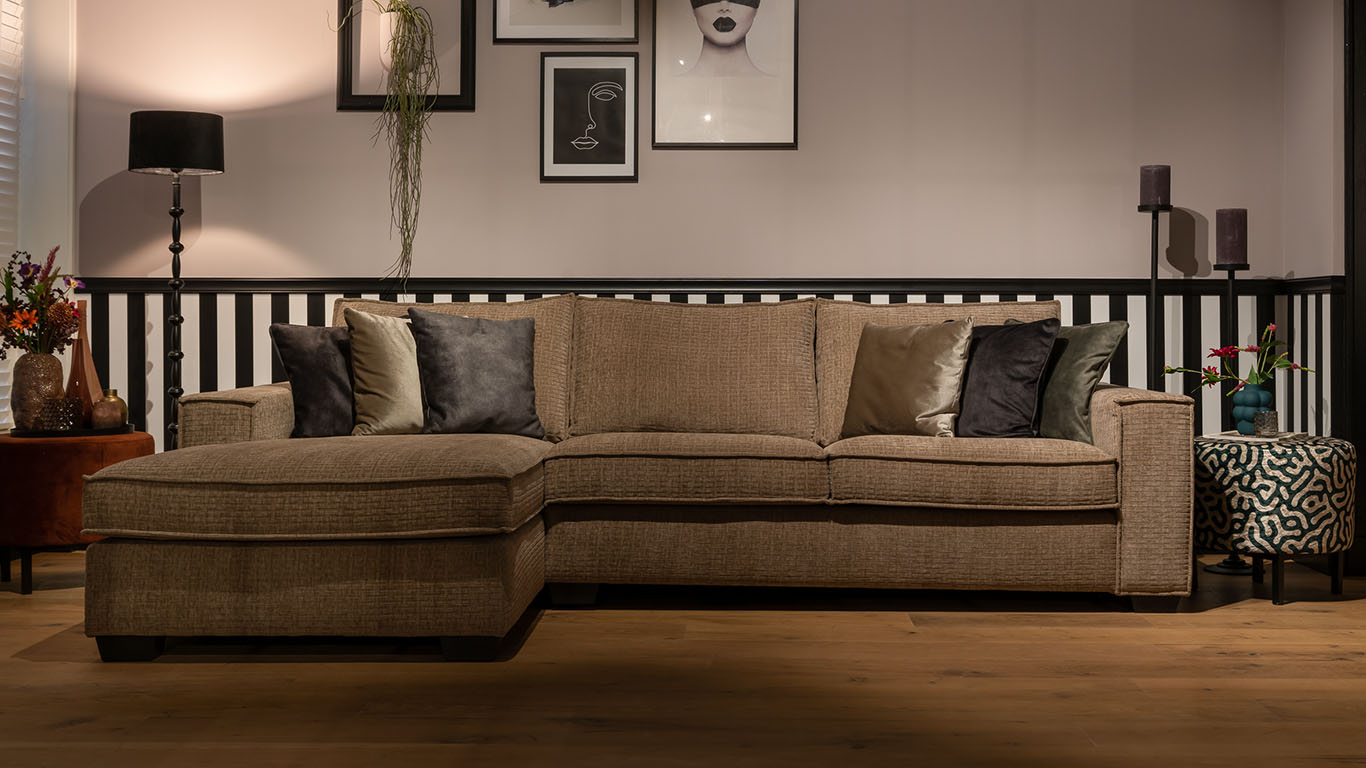 UrbanSofa Merano Casia Loungebank Soho Taupe website 1