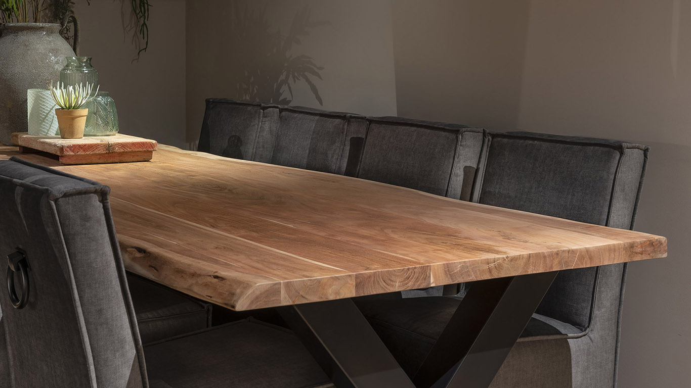 UrbanSofa Nice Eetstoel Montreux Stone Live Edge Eettafel X Poot Large Zwart Website 1