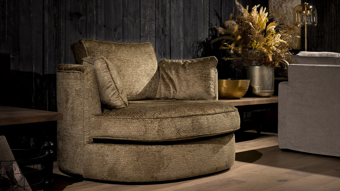 UrbanSofa Rosa Fauteuil Kensington Gold 2 Website