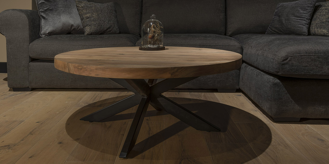 UrbanSofa Robin Salontafel Spinpoot Zwart Liggend