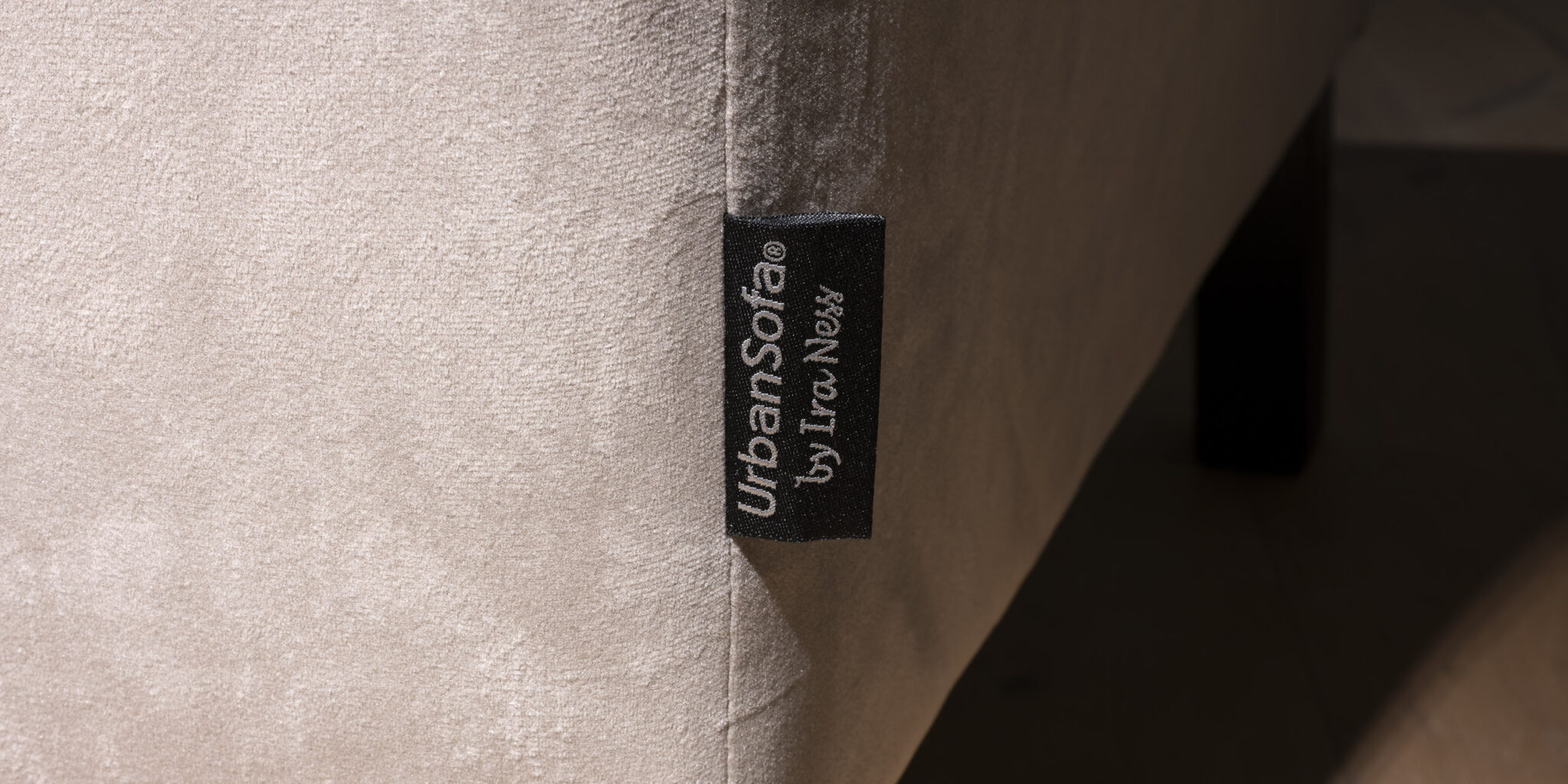 UrbanSofa Logo Be Sure Its real Liggend scaled 1
