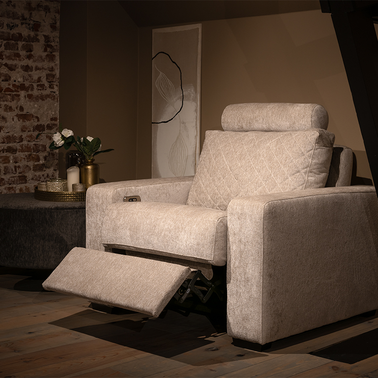 UrbanSofa Auxerre Brooklyn Relaxfauteuil RoyalWells Nature Vierkant2