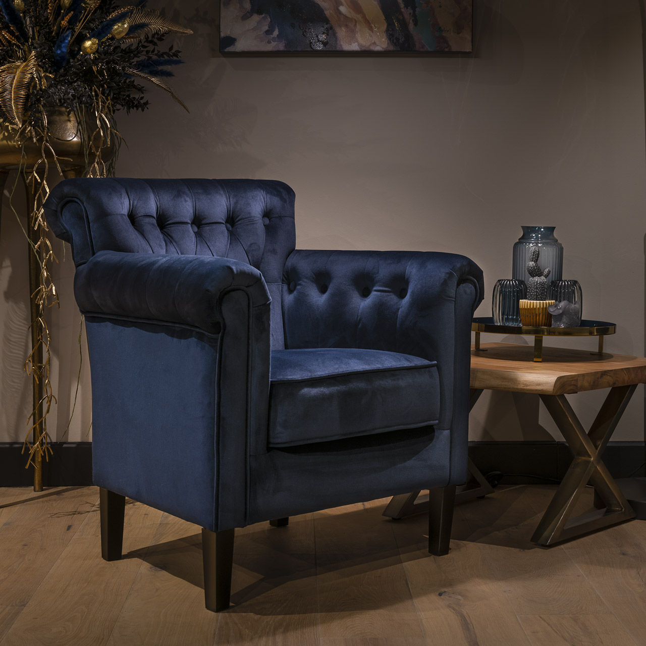 UrbanSofa Venetia Fauteuil Napels Dark Blue Live Edge Hoektafel X Poot Small Pure Steel Vierkant 1