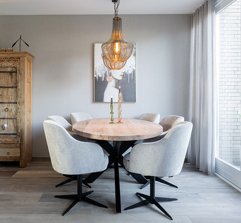 De Grote Tuinverbouwing Aflevering 38 Bekijk de Meubels