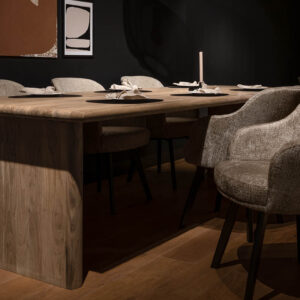Bruuts Woodbury Giulia Eettafel Woodbury Giulia Block Leg UrbanSofa Evan Eetkamerfauteuil Kensington Desert Website