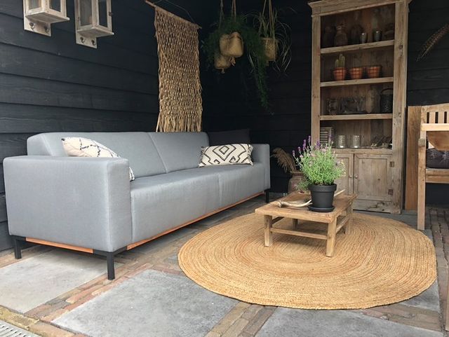 UrbanSofa Marbella sofa tuinbank bankstel voor buiten met grijze stof en metalen poot