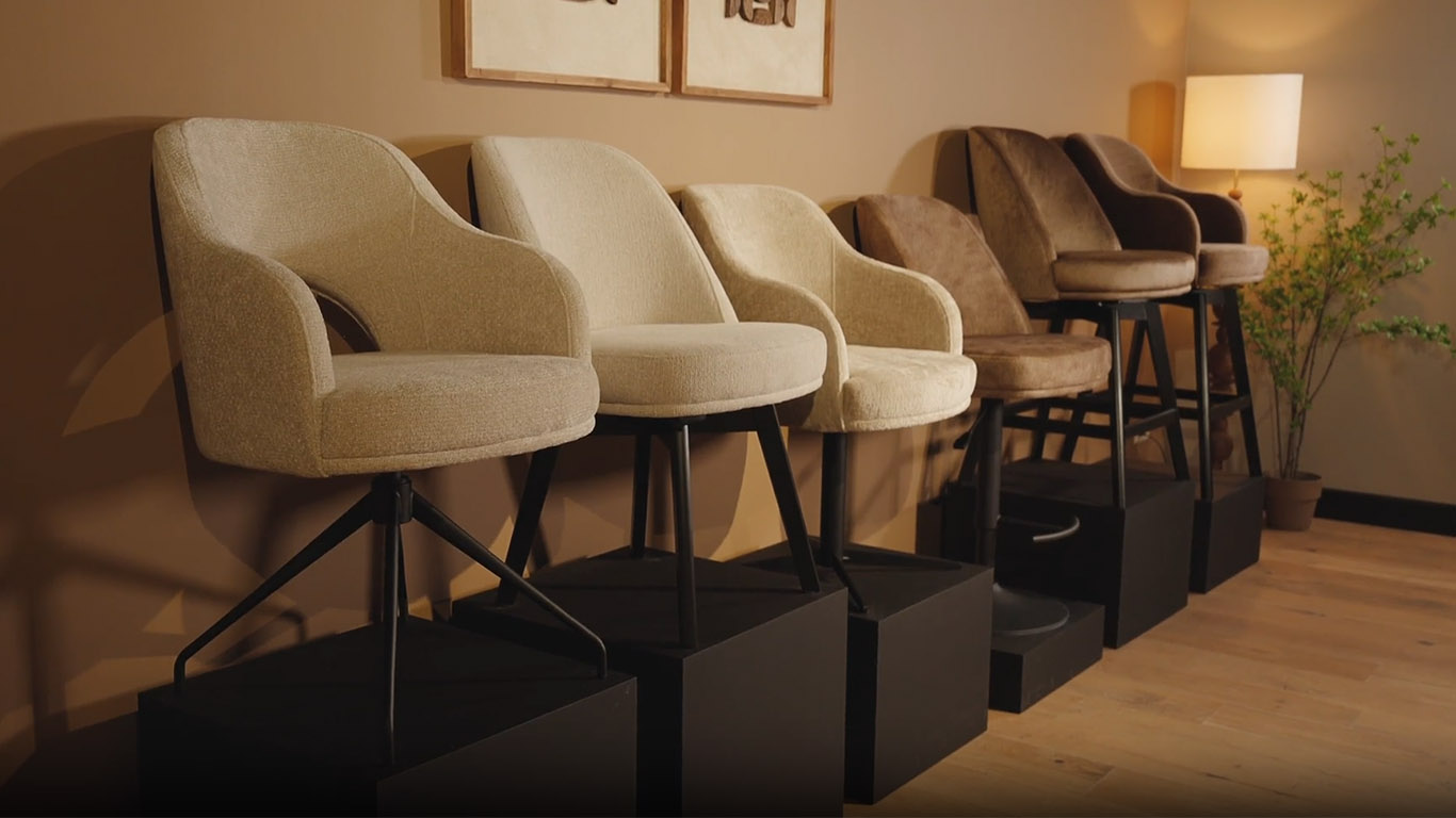 UrbanSofa S19 Way of Living AFL 5 Evan eetkamerstoelen en barstoelen 1