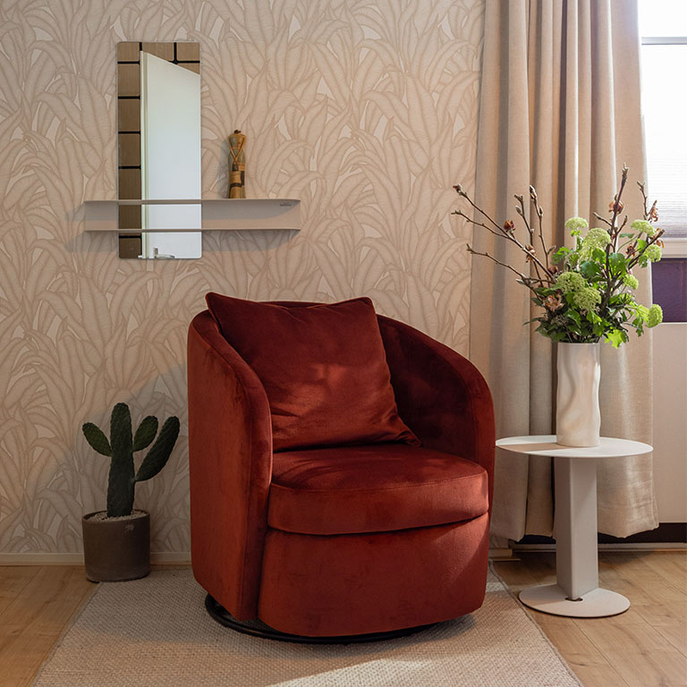 GTV AFL 31 Liv fauteuil Satin Merlot 1