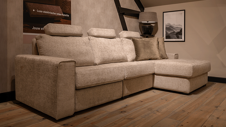 UrbanSofa Auxerre Loungebank Marseille Sand 773x436