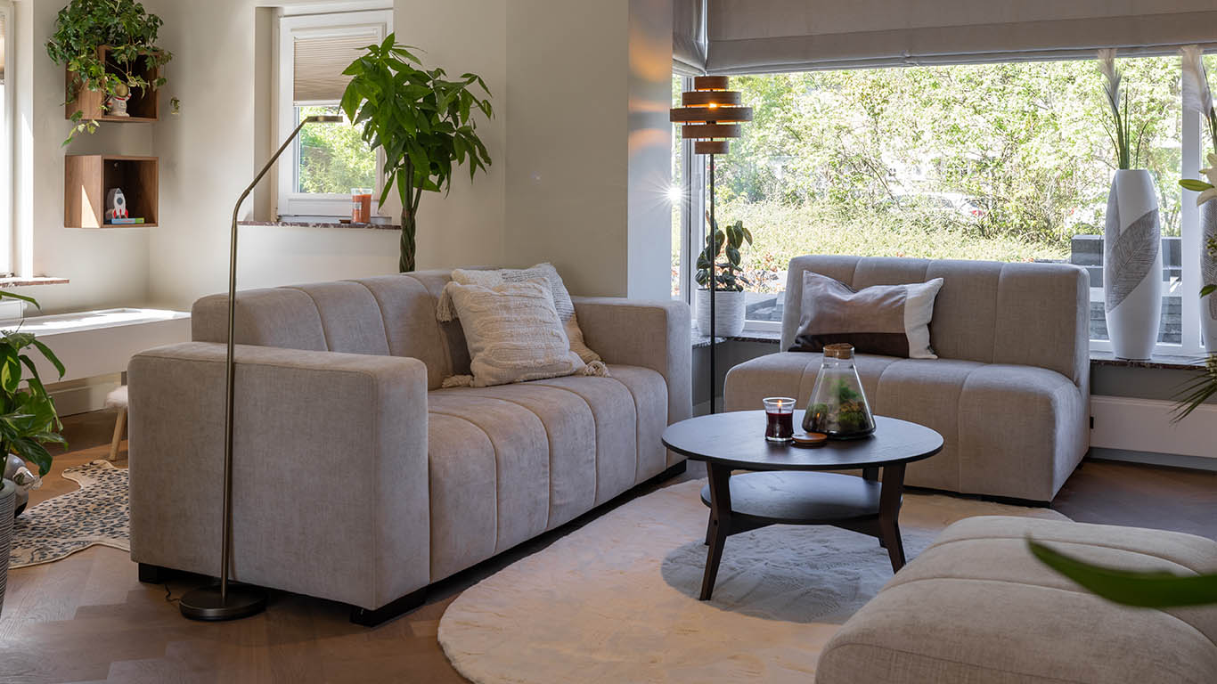 GTV AFL 34 UrbanSofa Pascalle Sofa .jpg