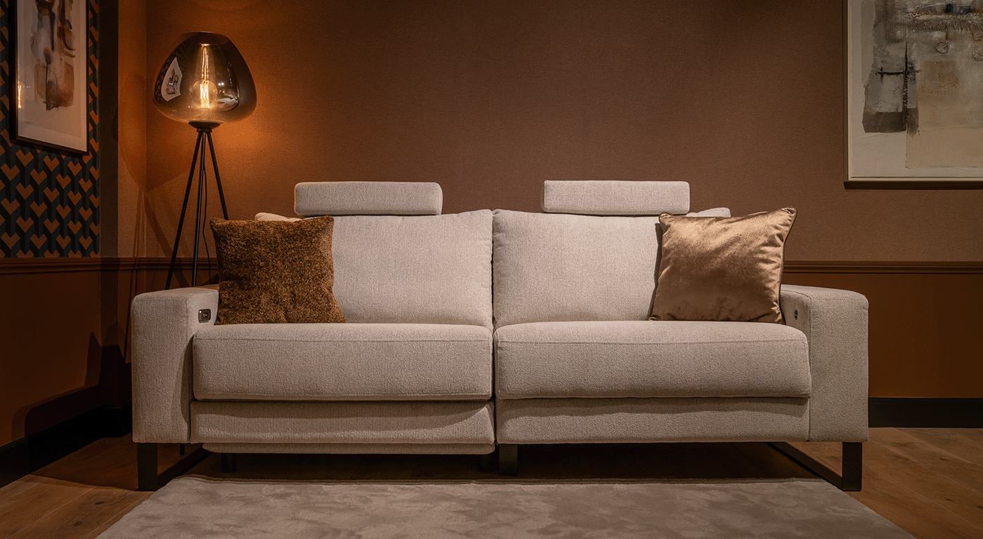 UrbanSofa Dylan Recliner Sofa