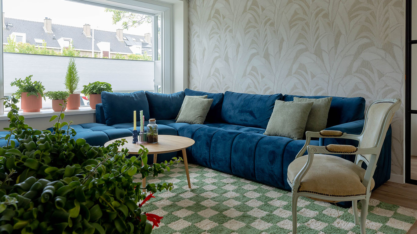 GTV AFL 4 UrbanSofa Liam Hoekbank Satin Royal Blue 7