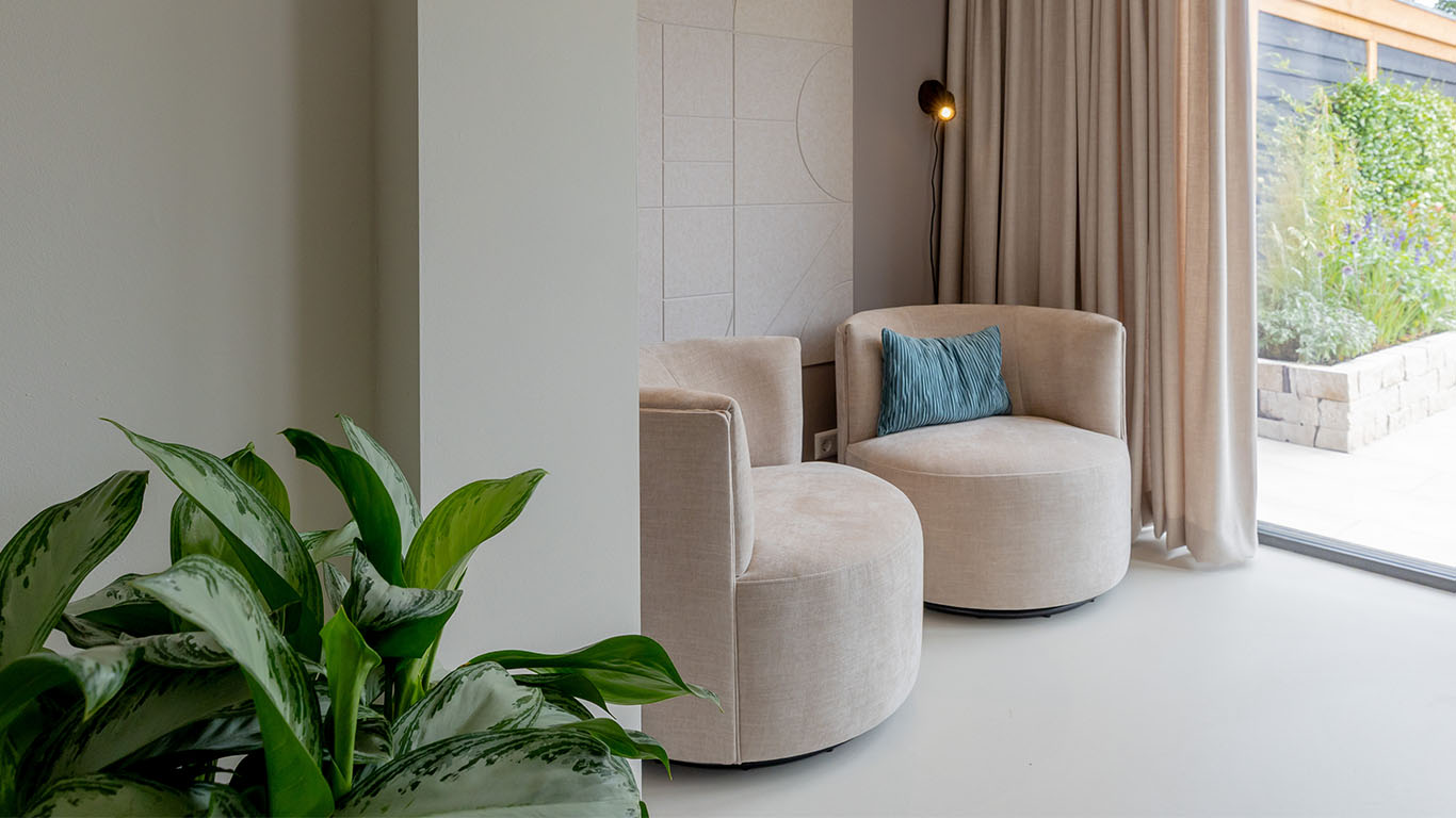 GTV AFL 4 UrbanSofa Luzia fauteuils Belize Sand 1