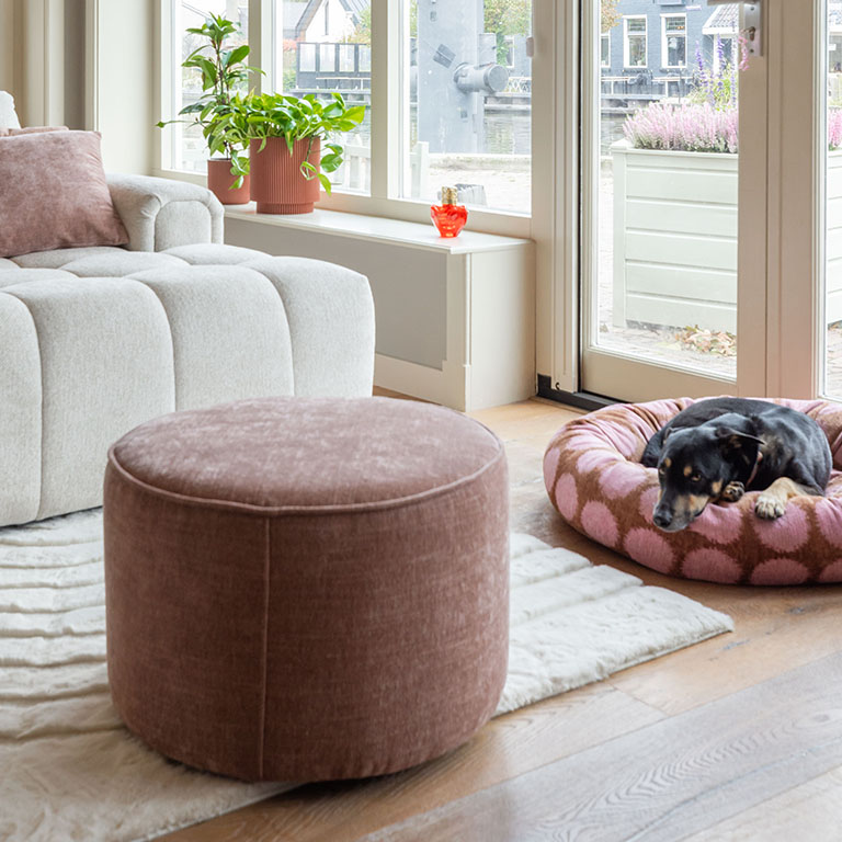 GTV AFL 9 UrbanSofa Otis Poef Belize Rose 1