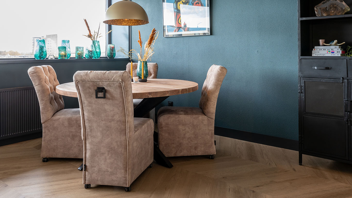 UrbanSofa Bordeaux eetkamerfauteuil met parketwielen3