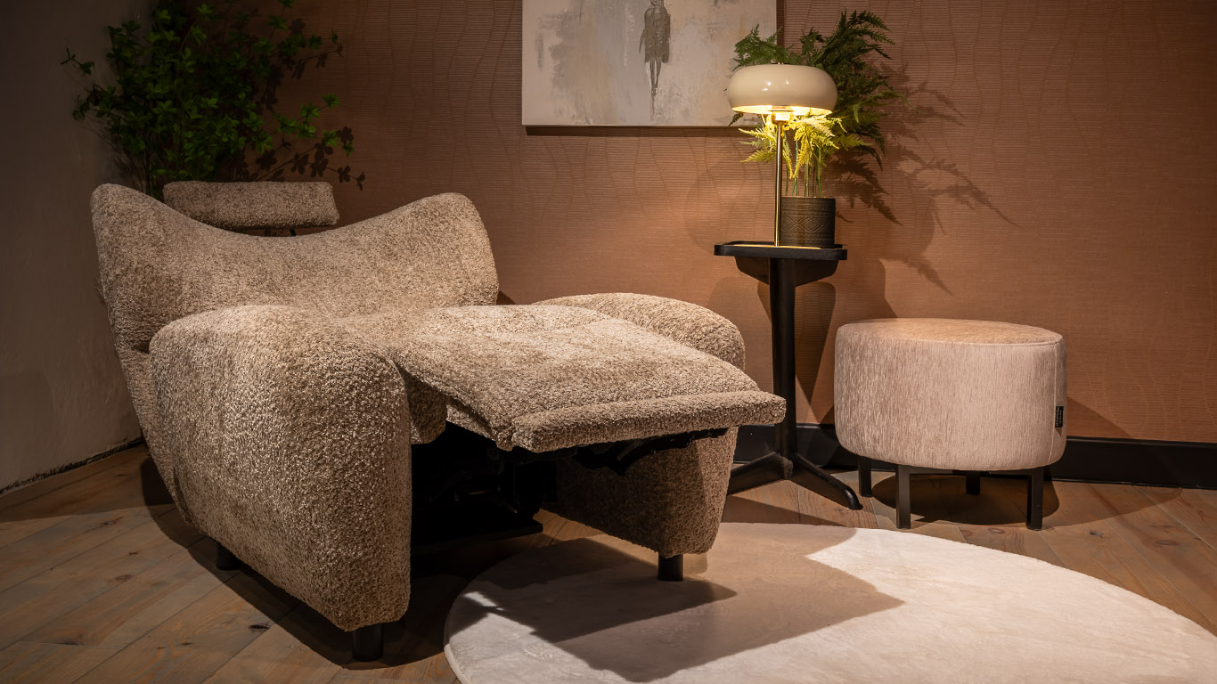 UrbanSofa Romi Relaxfauteuil in Marino Desert 4 UrbanSofa Romi Relaxfauteuil in Marino Desert 4