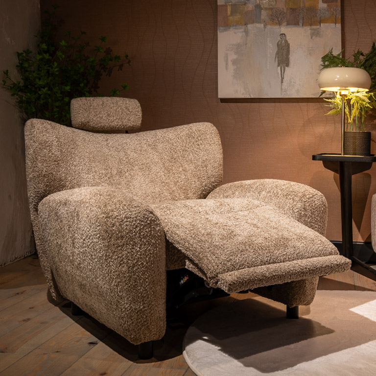 UrbanSofa Romi Relaxfauteuil in Marino Desert 7