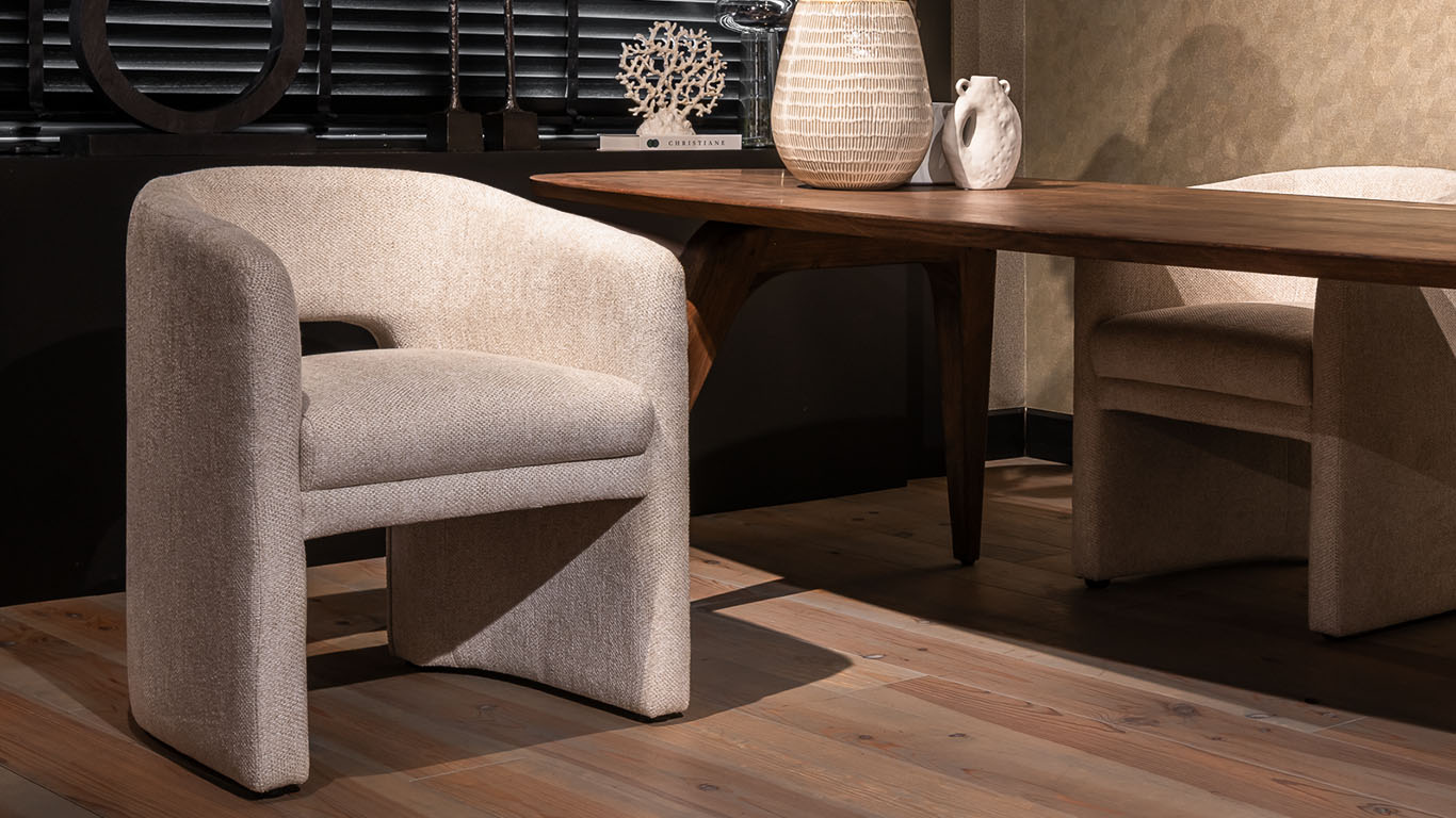 UrbanSofa Zafira eetkamerfauteuils in Rio Sand 3