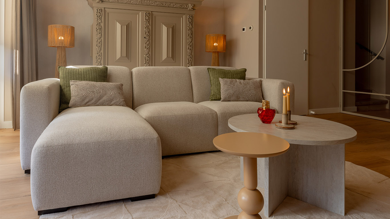 GHV AFL 11 UrbanSofa Pebble Loungebank in Mulberry Sand 1