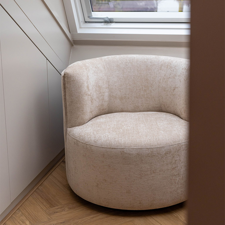 GHV AFL 16 UrbanSofa Luzia Draaifauteuil Chamonix Sand 3