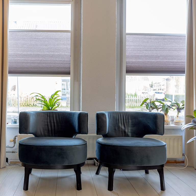 GTV AFL 22 UrbanSofa Esmee Fauteuils in Satin Teal 2