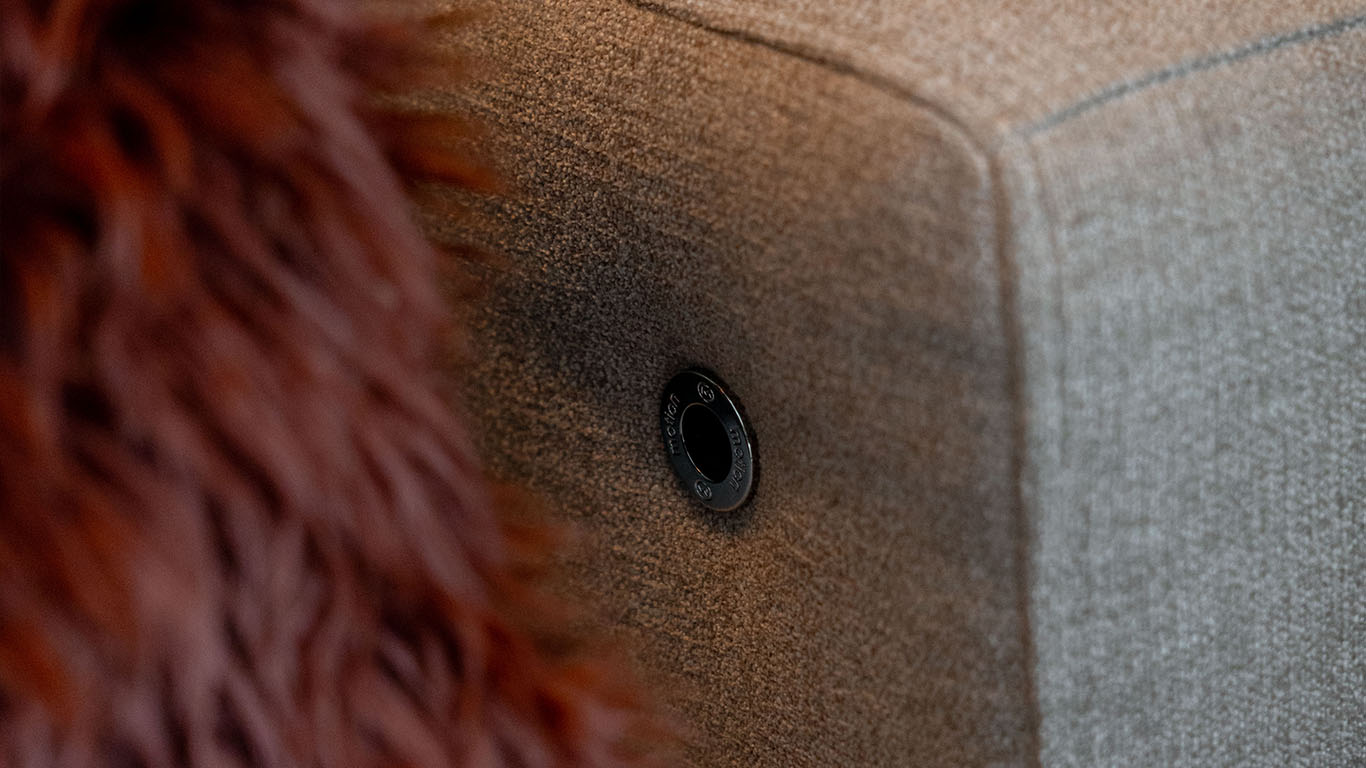 GTV AFL 28 UrbanSofa Milan hoekbank Ravello Sand USBC lader