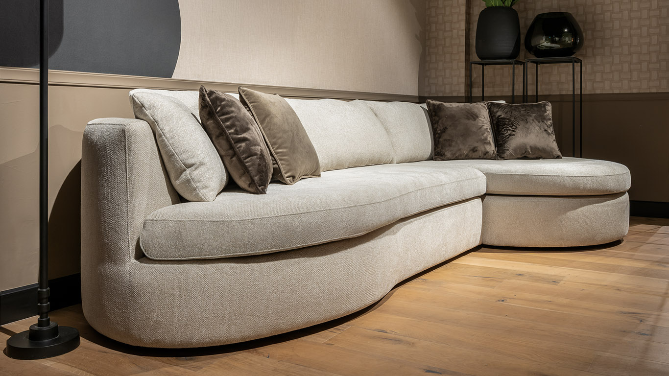 UrbanSofa Ella Loungebank in Rio Sand detail 2 UrbanSofa Ella Loungebank in Rio Sand detail 2