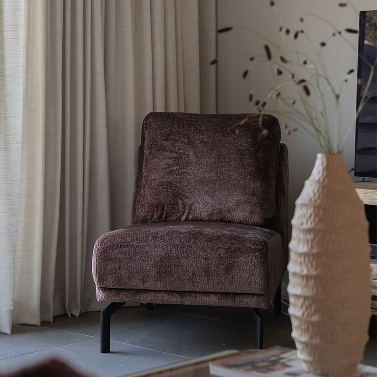 GTV AFL 29 UrbanSofa Vigo 1 zits in Eden Plum 1