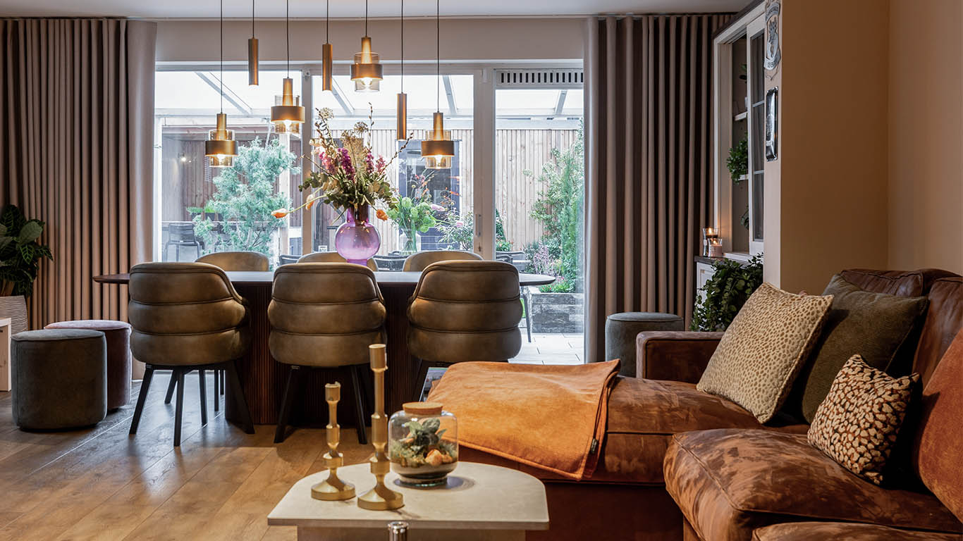 GTV AFL 30 UrbanSofa Evan eetkamerstoelen met Curved Backrest in Arizona Army 4