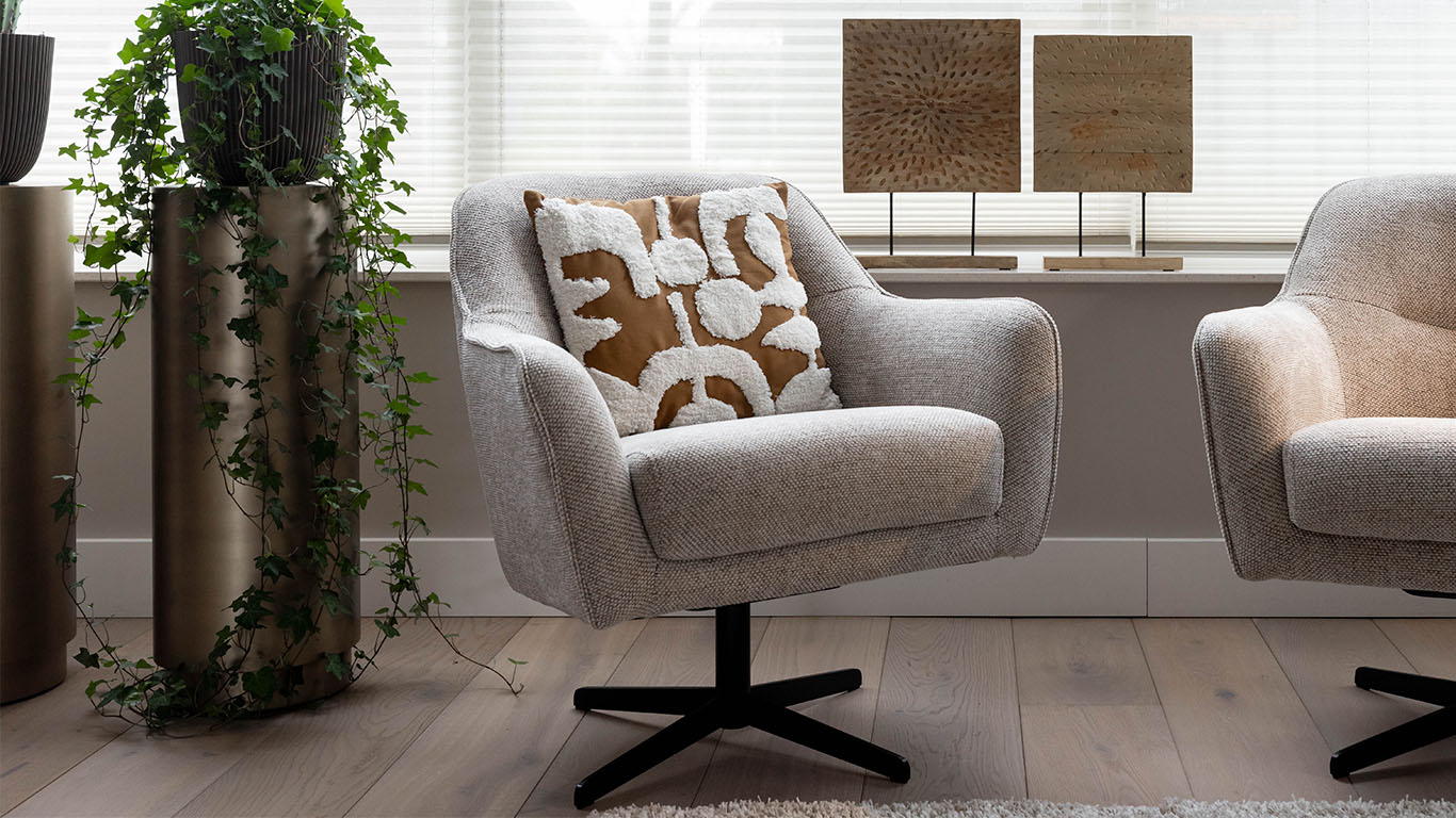 GTV AFL 34 UrbanSofa Tygo Fauteuils in Rio Desert 4