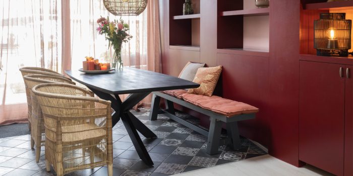 De-Grote-Huisverbouwing-Aflevering-1-Vitoria-Eettafel De-Grote-Huisverbouwing-Aflevering-1-Vitoria-Eettafel