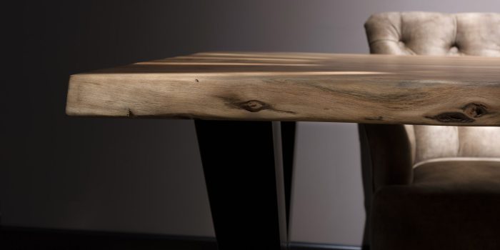 UrbanSofa-Live-Edge-Boomstamtafel-Detail-Blad-Liggend