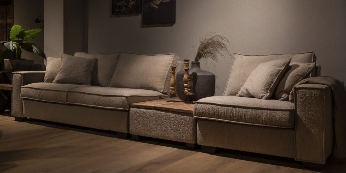 UrbanSofa-Merano-Casia-Sofa-Barnsly-Sand-Liggend