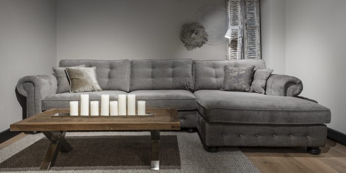 UrbanSofa-San-Remo-Presto-Loungebank-Belize-Taupe-Burlington-Salontafel-X-Poot-Large-Chroom-2-Liggend UrbanSofa-San-Remo-Presto-Loungebank-Belize-Taupe-Burlington-Salontafel-X-Poot-Large-Chroom-2-Liggend